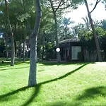 Beautiful Villa With A Dishwasher, Close To Restaurants